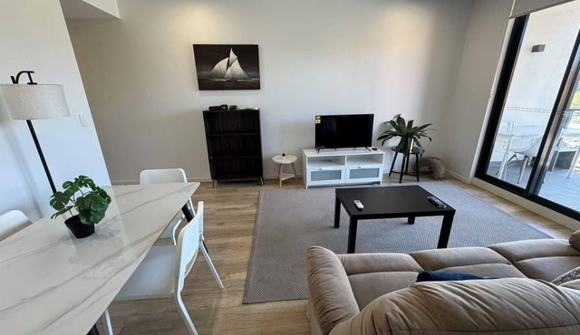 Modern 1BR Apartment in Homebush
