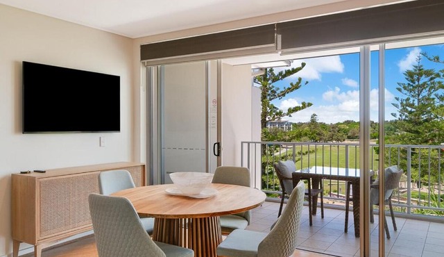 Modern Dual-Key Apartment at Salt Spa Resort by uHoliday - 2BR, 1BR and Hotel Room configurations available