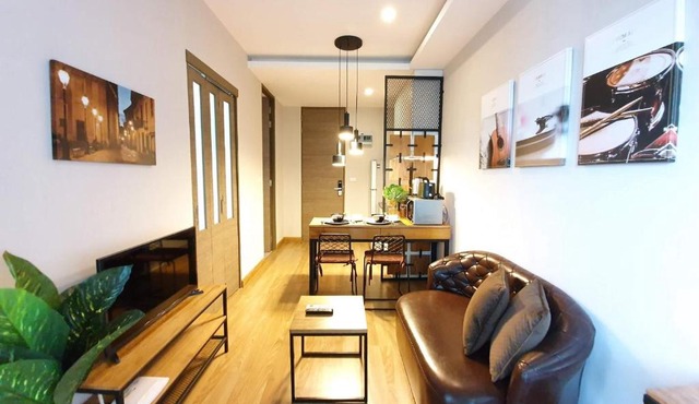 Modern loft room& Rooftop pool at Nimman 603NM