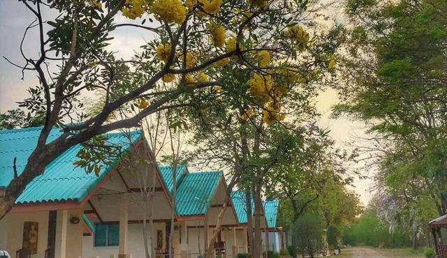 Mourakot Resort