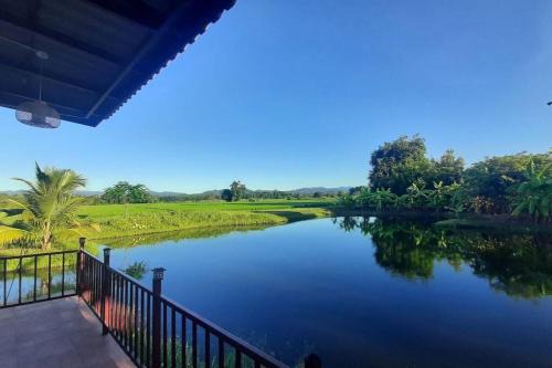 Naam and Nork Vegetarian Farmstay