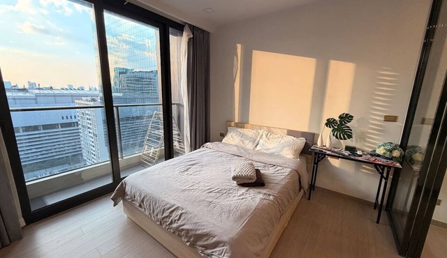 Near Fortune Town w/Pool, Spa, Gym & Walk to MRT