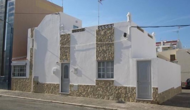 Nice holiday home in Monte Gordo