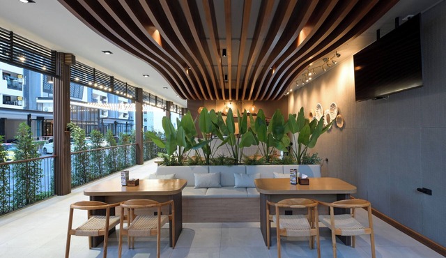 O2 Grand Suvarnabhumi Airport - Free Scheduled Shuttle from Hotel to Suvarnabhumi Airport