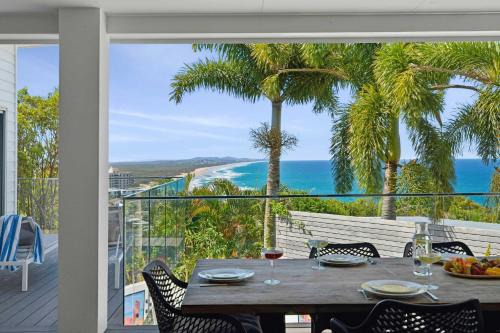 Ocean View Beach House - pet-friendly Coolum home