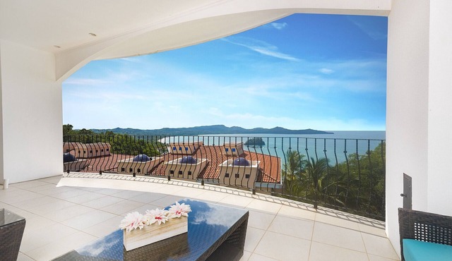 Oceanview Balcony 2 Pools Parking Kitchen Washer/D - Flamingo Towers 17