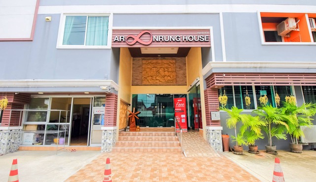 OYO 349 Aroonrung House
