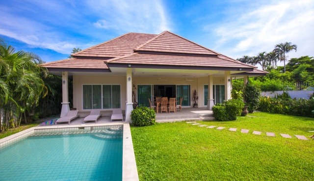 Pacotte - villa 3 bedrooms tropical garden calm private pool well fenced