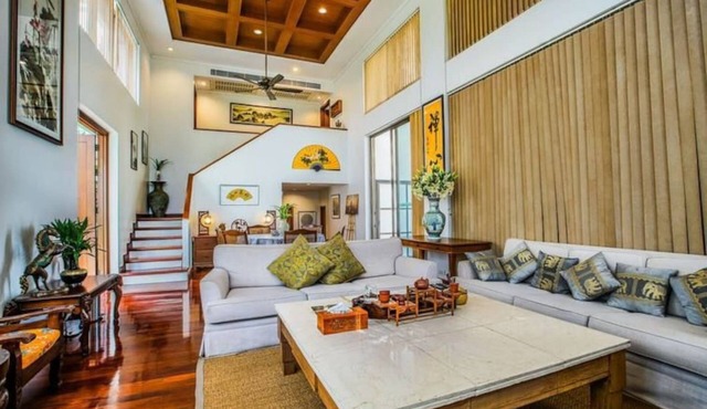 Pattaya YueHu Phoenix Deluxe Villa 5room