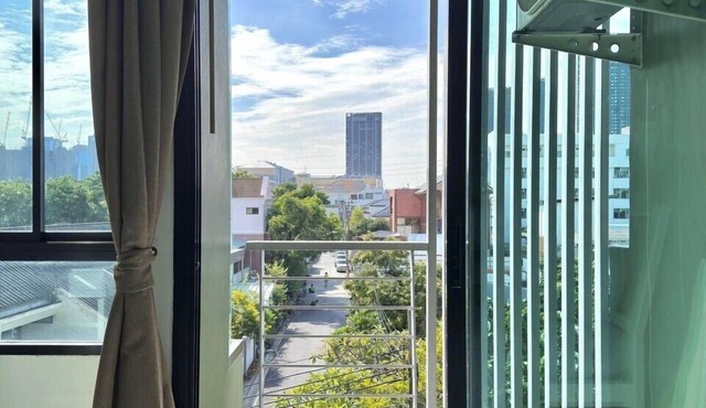 Peaberry Place