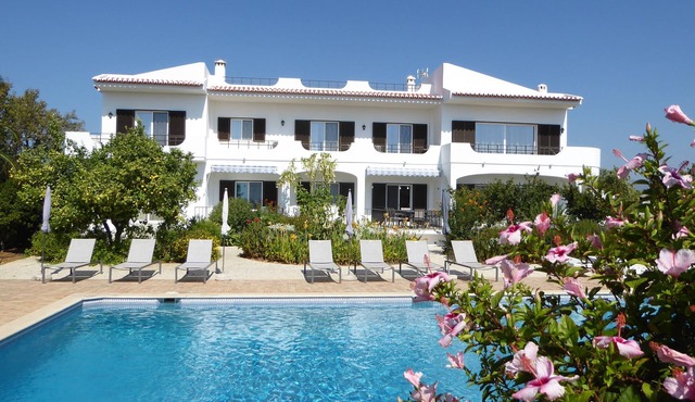 Peacefull 4 persons apartment, Ocean view, Beach is 5 km