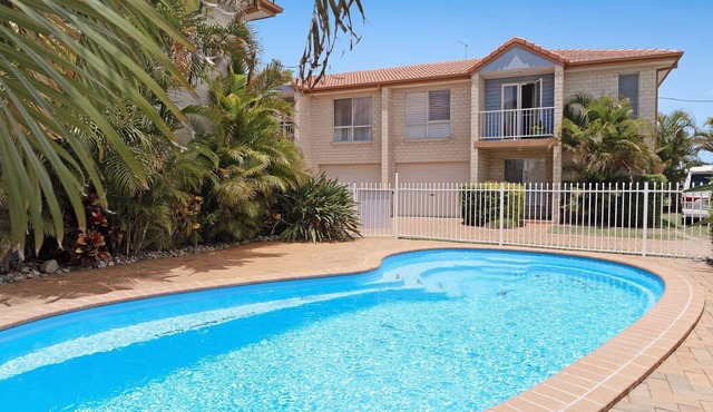 Peacefully positioned townhouse close to Airforce Beach