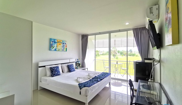 Phet Cha-am Plaza & Resort