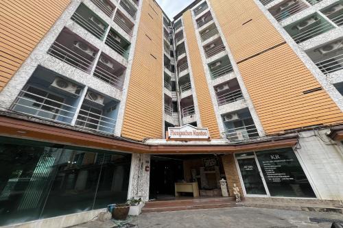 Phongsathon Mansion