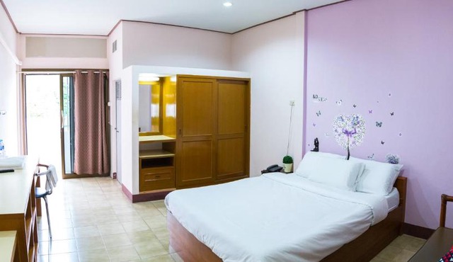 PhoomPhan House บ้านภูมิพันธ์