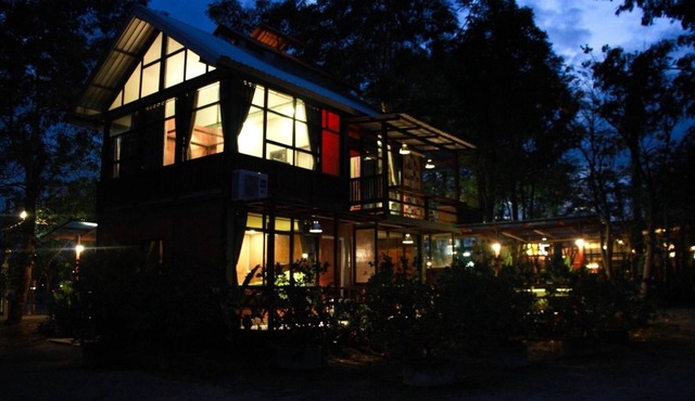 Phu Mi Lum Nao House