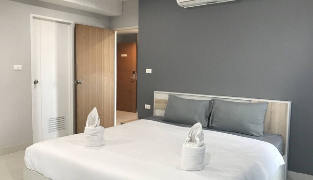 Ploen Ploen Residence