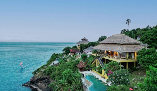 Private Deluxe Villa 20 m Infinitypool Ocean Front