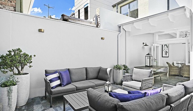 PURE PERFECTION- SUBLIME HAMPTON'S STYLE ABODE
