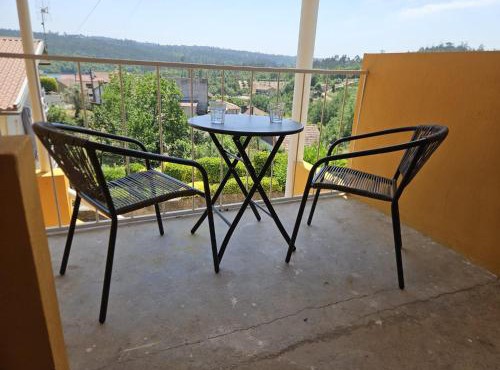 Relaxing Riverside Escape & Stunning Sunset Views