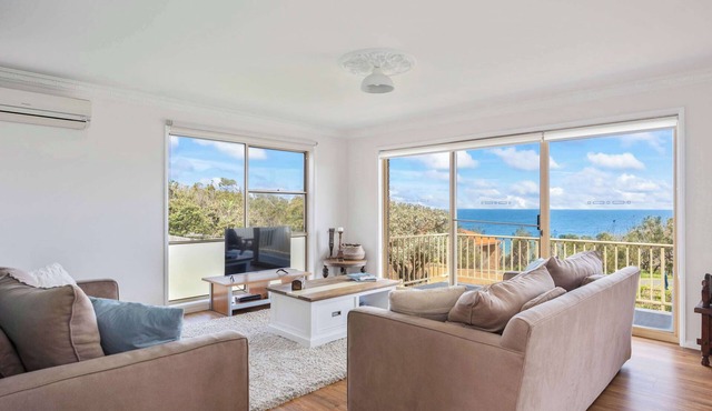 Rennies Beach Escape "Carinya"