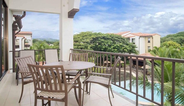 Renovated Mountaintop Condo w/Stylish Design & Resort-Style Amenities