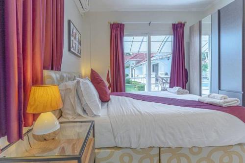 Resort 1-Huge Pool, BBQ, 300m-Beach, 8 mins to Walking Street