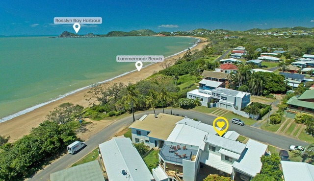 RESORT STYLE LIVING NEAR BEACHFRONT