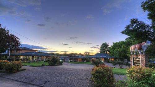 Rest Point Motor Inn
