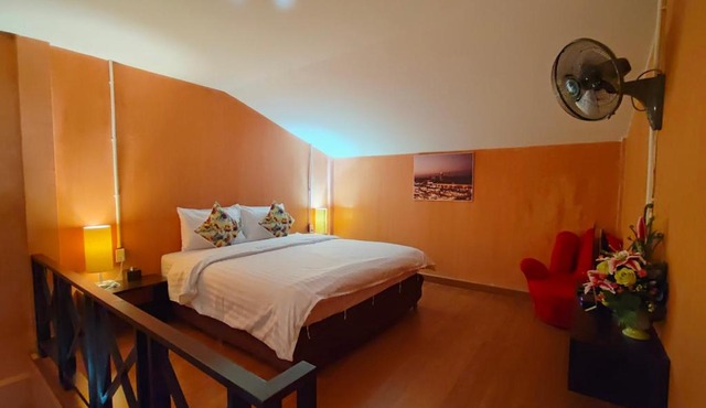 Retro Box Hotel Chumphon