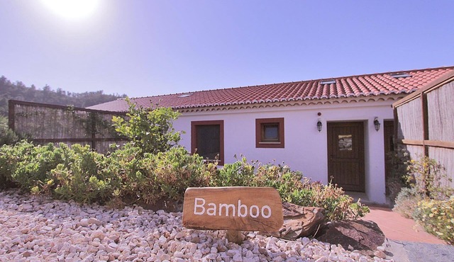 Romantic and unique "The Bamboo Apartment"