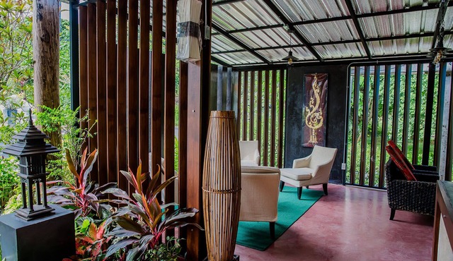 Room with Breakfast · Deluxe Room, 16min to Phuket Old Town