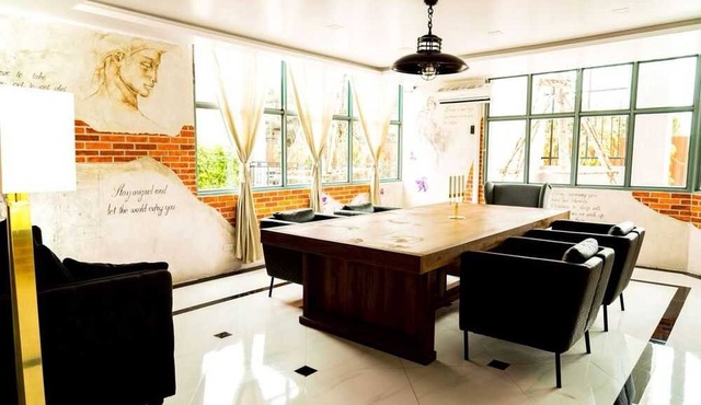 RQ Bangkok Sukhumvit 107 by Collection O