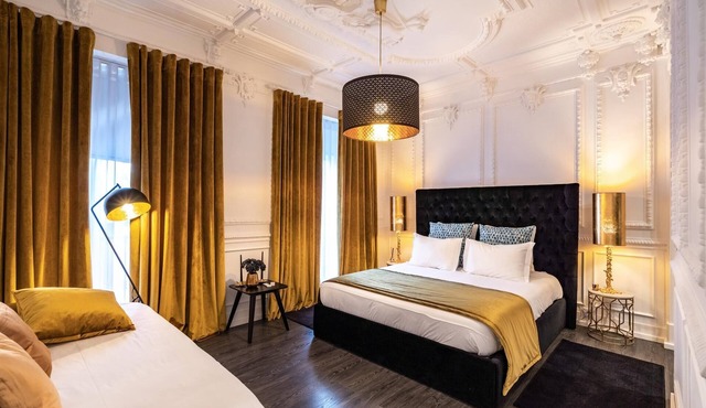 Ruby Red Apartment, Amoreiras, Lisbon