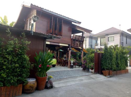 Ruenthip Homestay