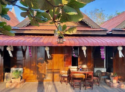 Ruenton Resort เรือนต้น รีสอร์ท