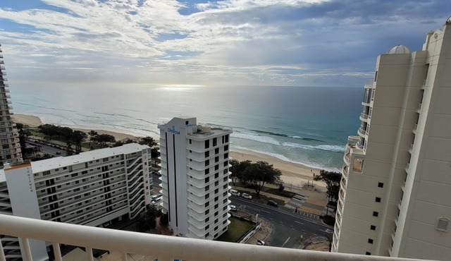 S80 Apartment with Sea View Gold coast