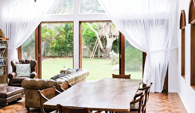 SALTY COTTAGE @ Hastings Point 5 bedroom- Beachfront, Creekside, Seaside Oasis