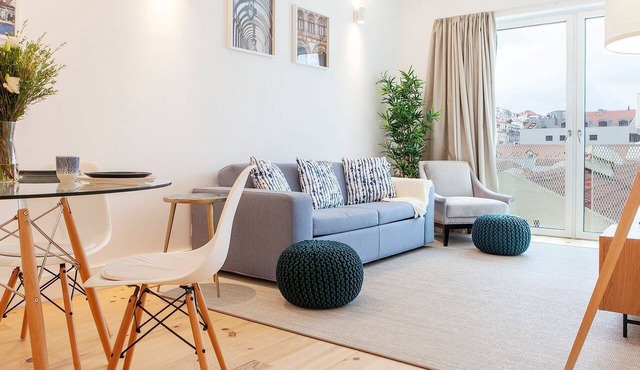 Santos Design Flat by LovelyStay