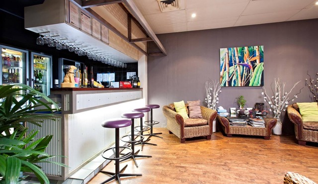 Sarina Motor Inn