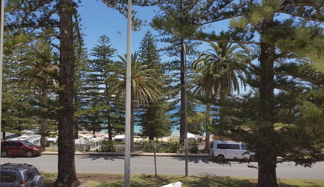Seabreeze Beach Hotel