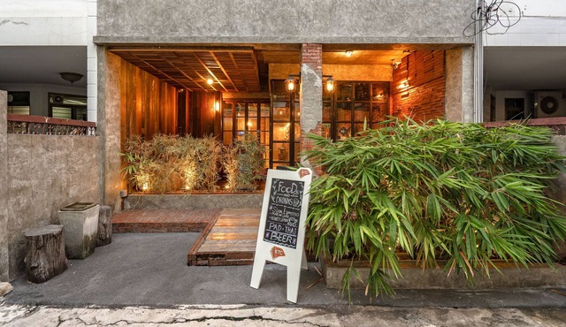 Siam Plug In Hostel