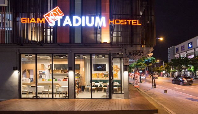 Siam Stadium Hostel