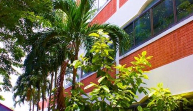 Sichang Shine Khao Resort