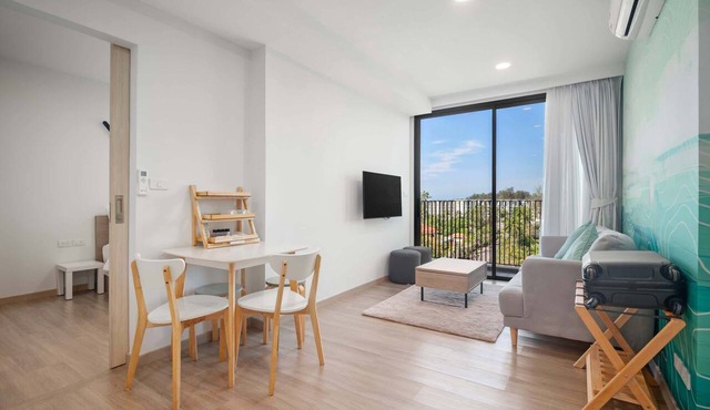Skypark Aurora 2, Two-Bedroom 2Cx1 Premium