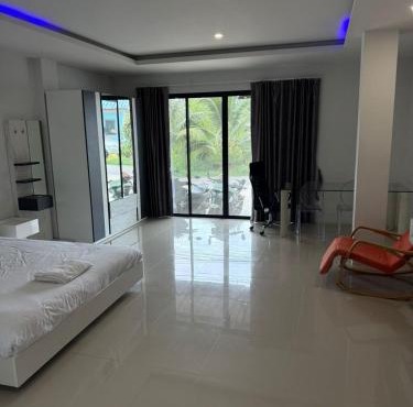 Sleek Modern Studio in Rawai, Phuket