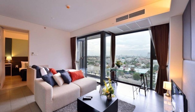 [SR 2.2] 2BR FUTURISTIC @ BTS, Bangkok