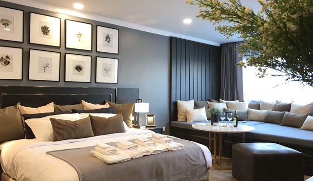 Stay in Style The Heart of Nimman R306B