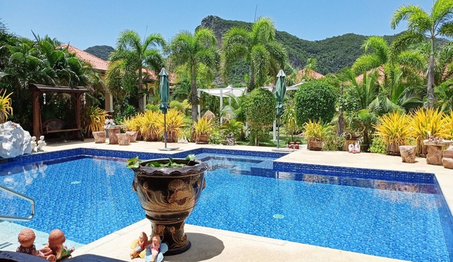 Stella Resort