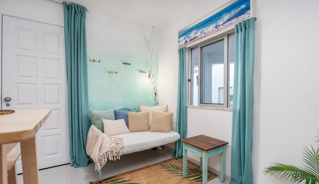 Studio Sardinha - 1 min walk to beach.
